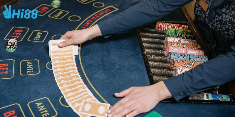 Các lá bài làm thay đổi kết quả trong baccarat lightning